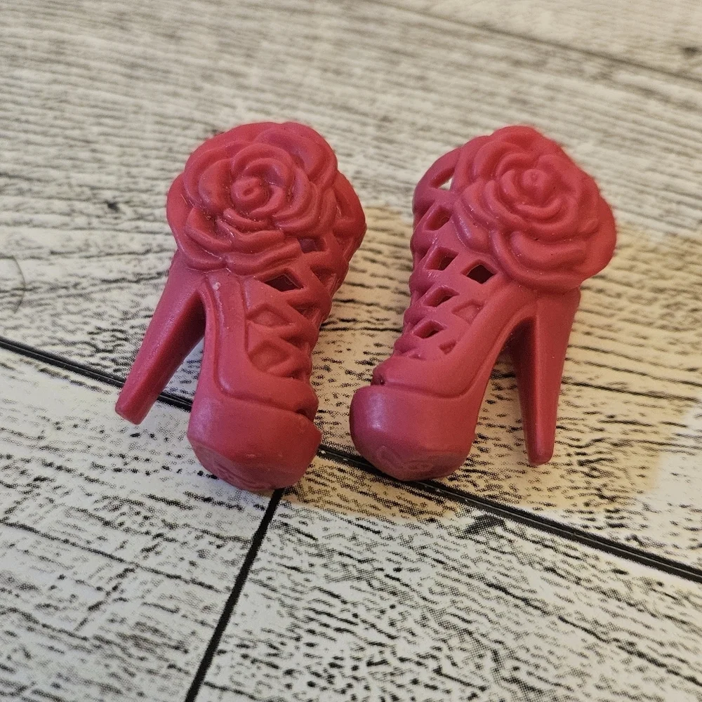 Mattel Barbie Accessories Lot Of Shoes 10 Pair Heels Multicolored Fashionista